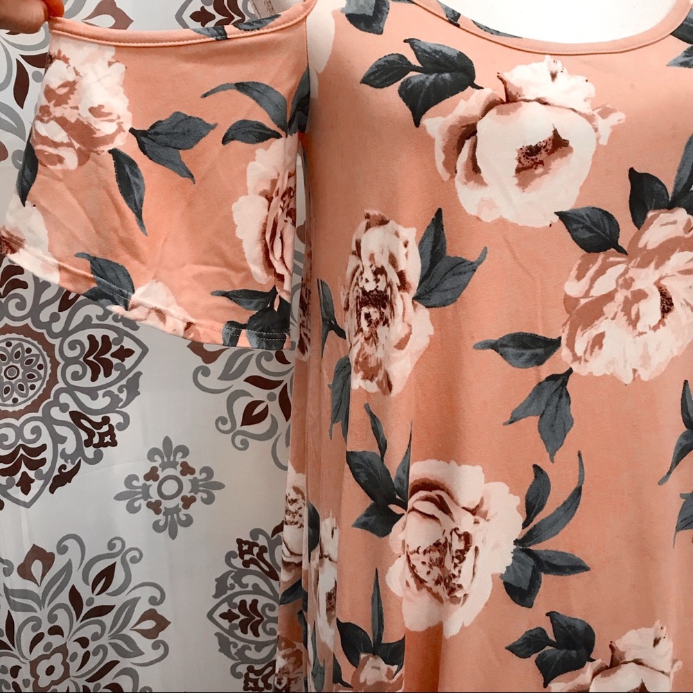 •ELDRIDGE• NWT Floral Cold Shoulder Swing Dress - Picture 3 of 8